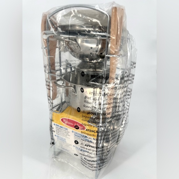 NWT Melissa & Doug Stainless Steel 8 Piece Play Kitchen Cookware Set with Stand - Picture 4 of 4